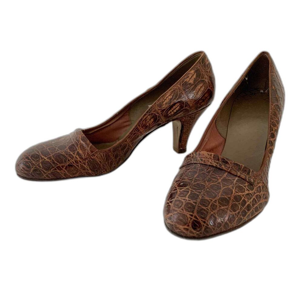 VTG 1950s brown genuine leather pumps or heals size 5.5/6